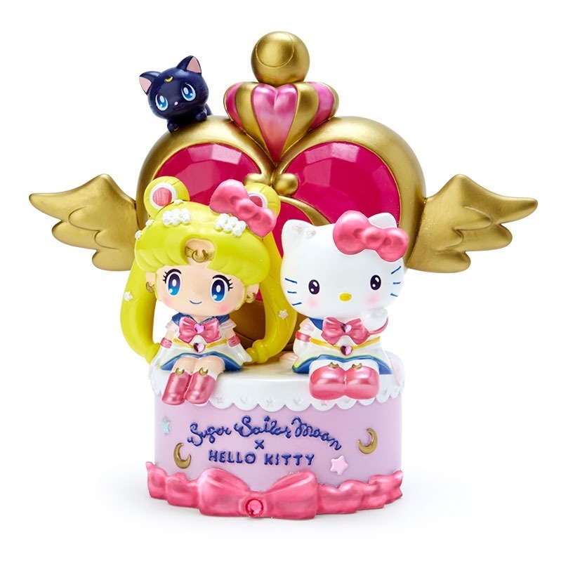 サンリオ×『美少女戦士セーラームーン』“お揃いコスチューム”の