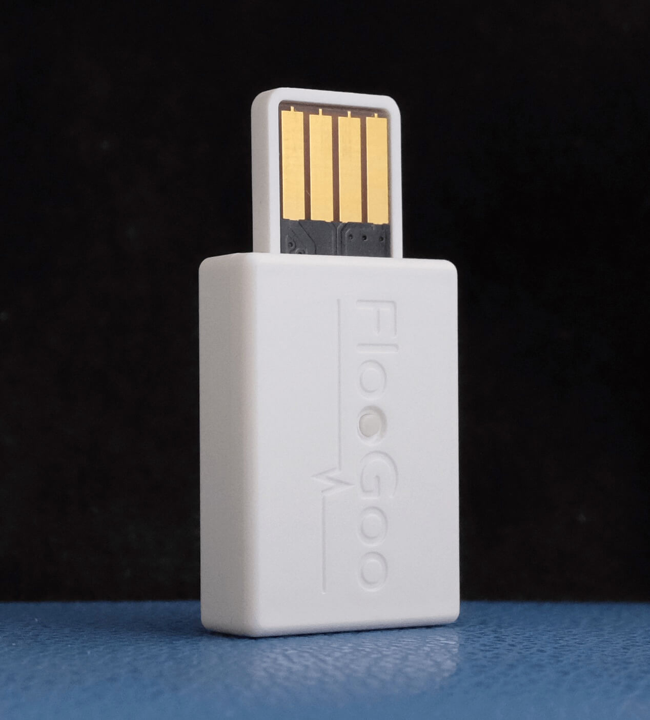 FlooGoo FMA120 — Dual-Mode LE Audio / Auracast™ USB Transmitter