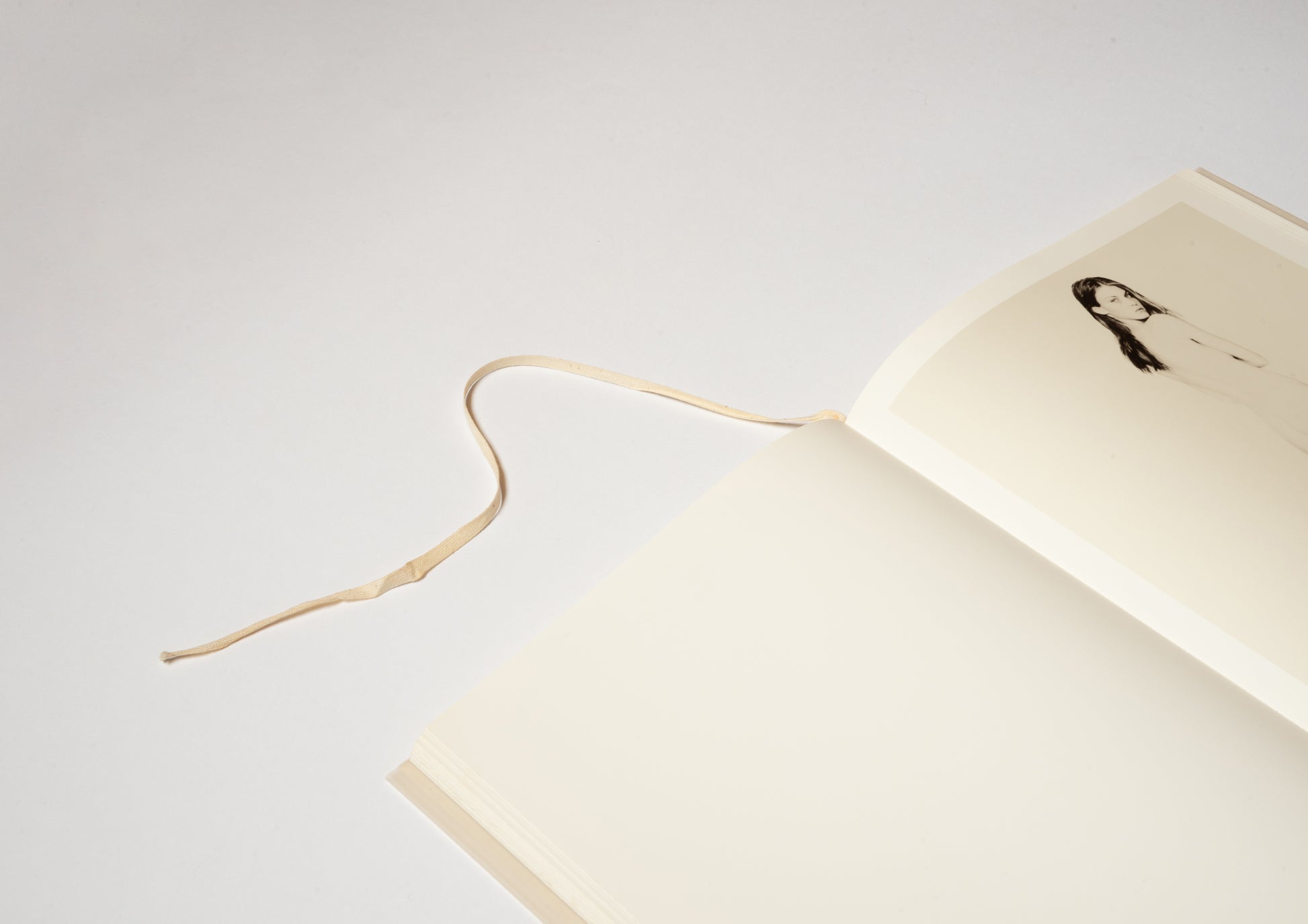 NUDI / Paolo Roversi – FRAGILE BOOKS