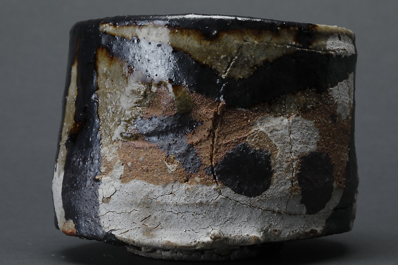 引出黒茶碗 | 茶道具 | ギャラリー器館