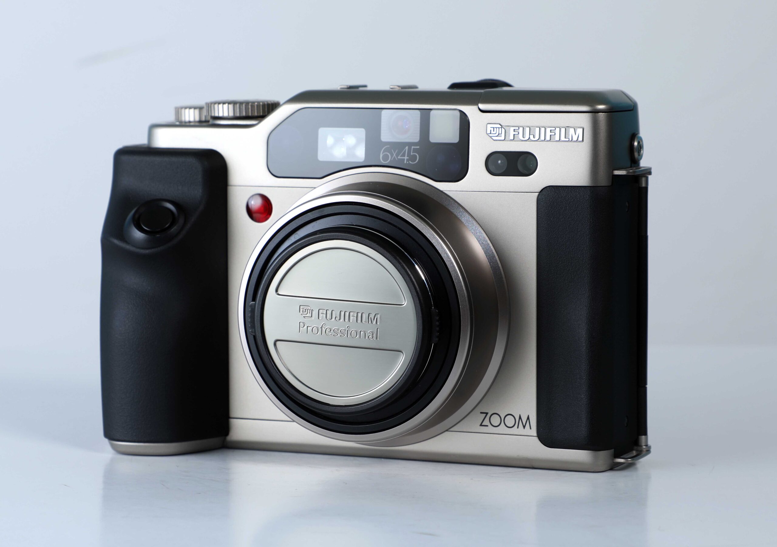 FUJIFILM GA645 Zi Professional - 新潟県で中古カメラ・中古レンズの