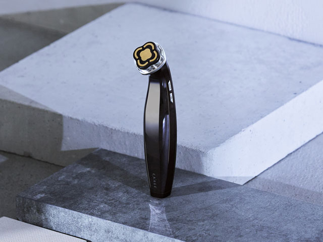 リフト美顔器RF 目元ケア KBE-1140/K｜エステアイテム｜フェイスケア