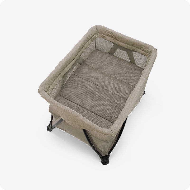 nuna トラベルコット セナ エア（ヘーゼルウッド）」について