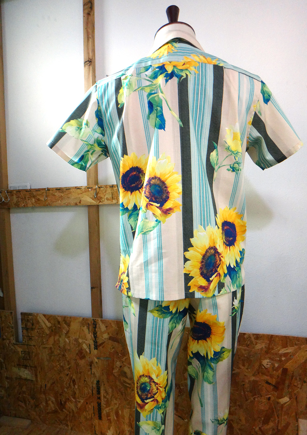 カブク -ひまわりと空 （柄パンツ） | カブクアジト｜トムジェントル