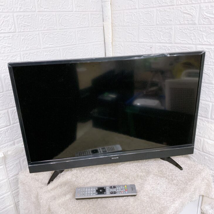大阪府大阪狭山市でaiwa 32V型液晶テレビ TV-32HF10Wを出張買取｜軽い
