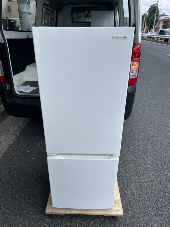 傷凹みあり冷蔵庫【無料引取】ヤマダ YRZ-F15E1 2019年製 葛飾区にて