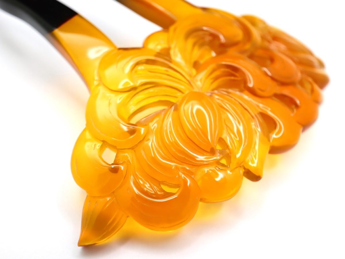 白べっ甲乱菊彫りかんざし2022・3｜礼装,準礼装,慶事お勧めな贅沢な簪