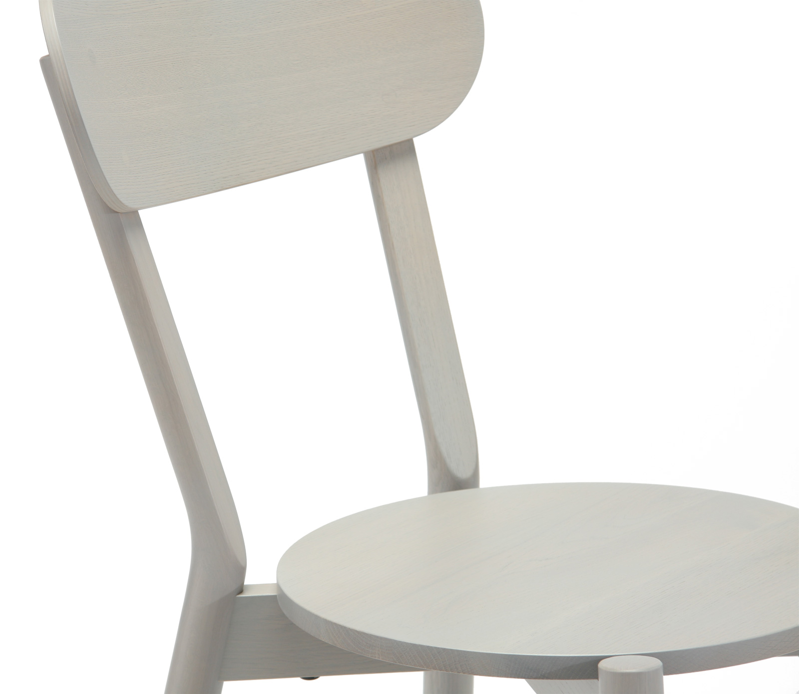 Castor Chair ‒ KARIMOKU NEW STANDARD (KNS)