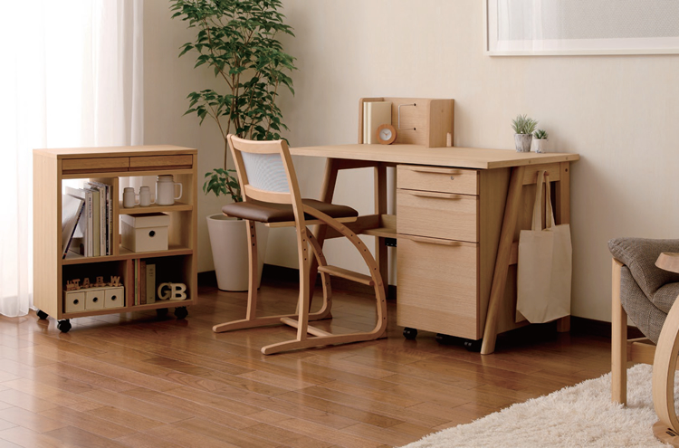 学習机・勉強机ならカリモク家具｜コーディ | 国産家具メーカーの