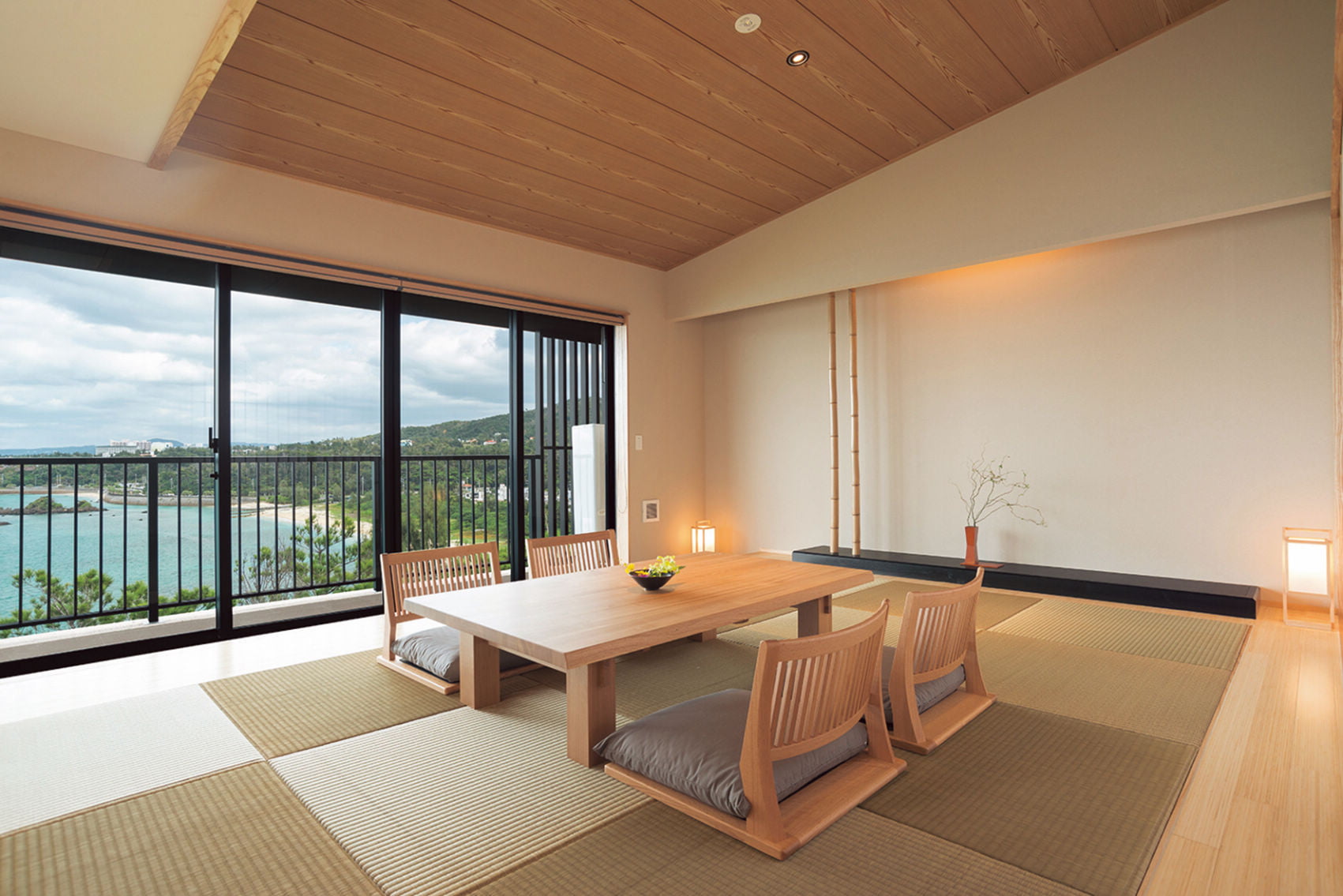 座椅子 - 国産無垢家具は飛騨高山発の家具メーカー KASHIWA