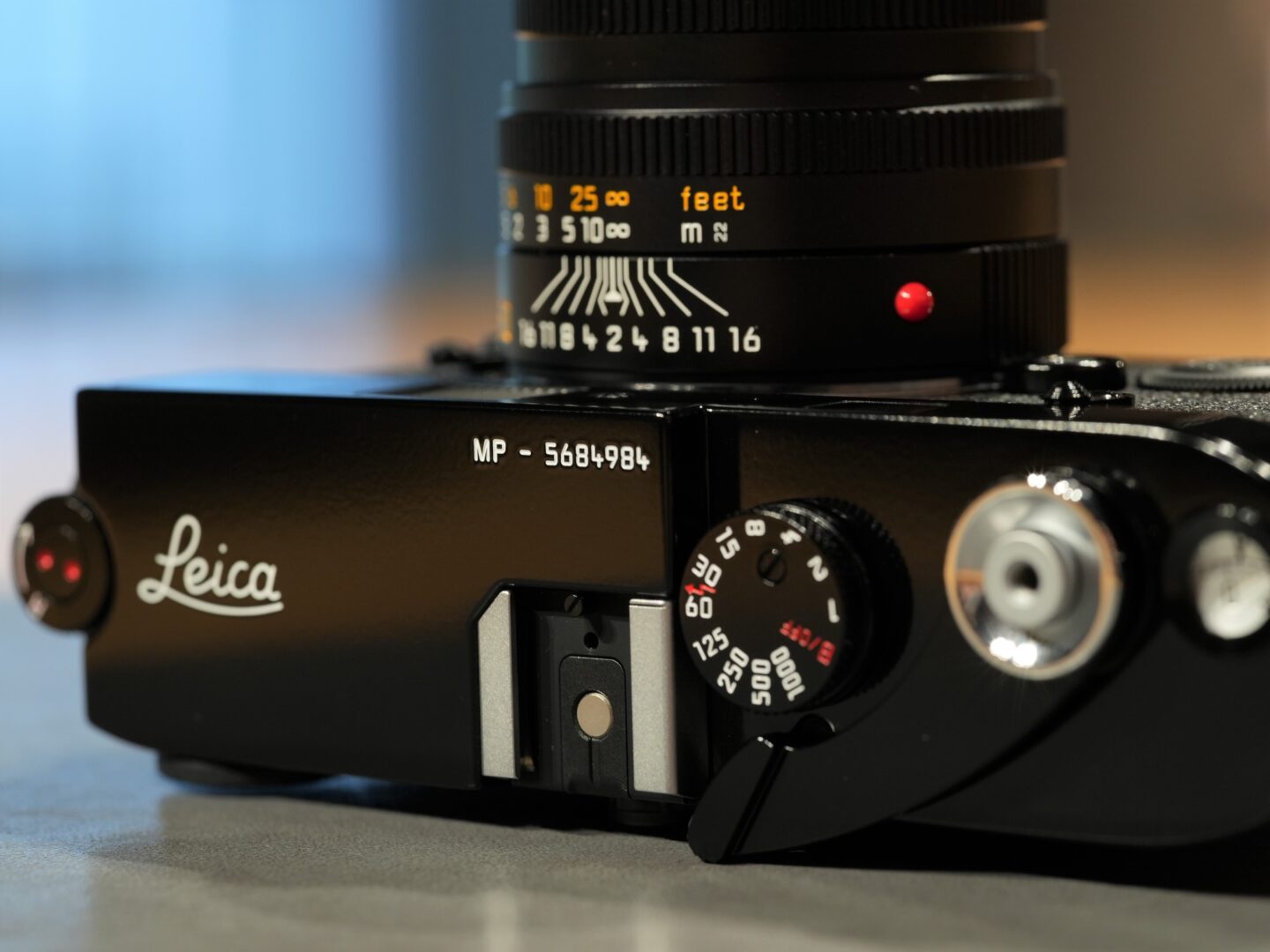 新宿 北村写真機店のカウンターで、お薦めライカを味わい尽くす｜Vol
