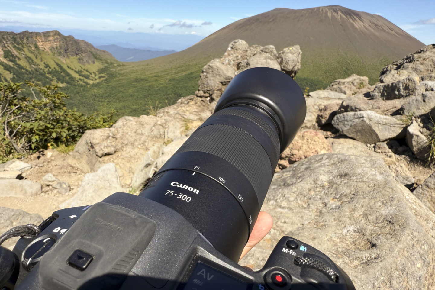 キヤノン RF75-300mm F4-5.6レビュー｜海へ山へ！望遠ズーム初心者に