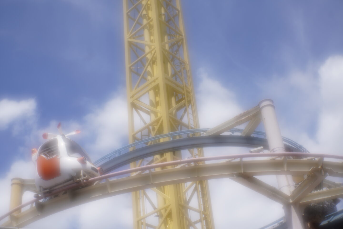 オールドレンズ】球面収差による優しいフレアが魅力的なレンズ 清原