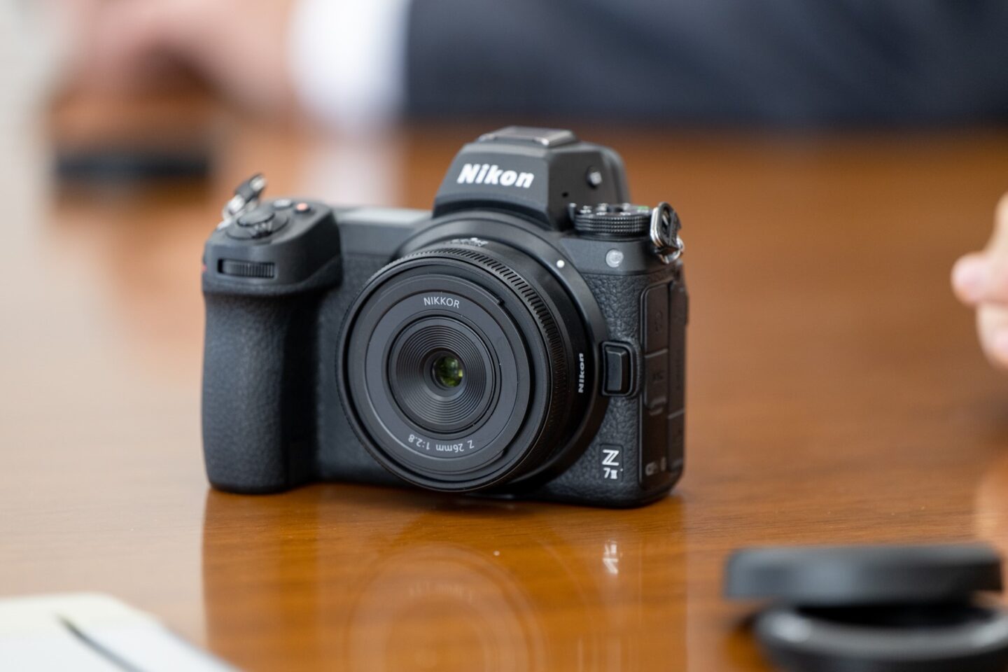 ニコン NIKKOR Z 26mm f/2.8開発者インタビュー｜常に持ち歩きたいを