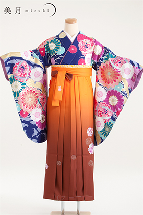 卒業式用 小振袖・袴セット レンタル 340063 山本美月 紺 花くす玉