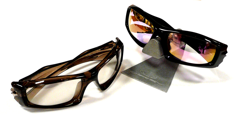 OAKLEYサングラス2006年 年末日本1000本限定 MONSTERPUP(モンスターパップ)