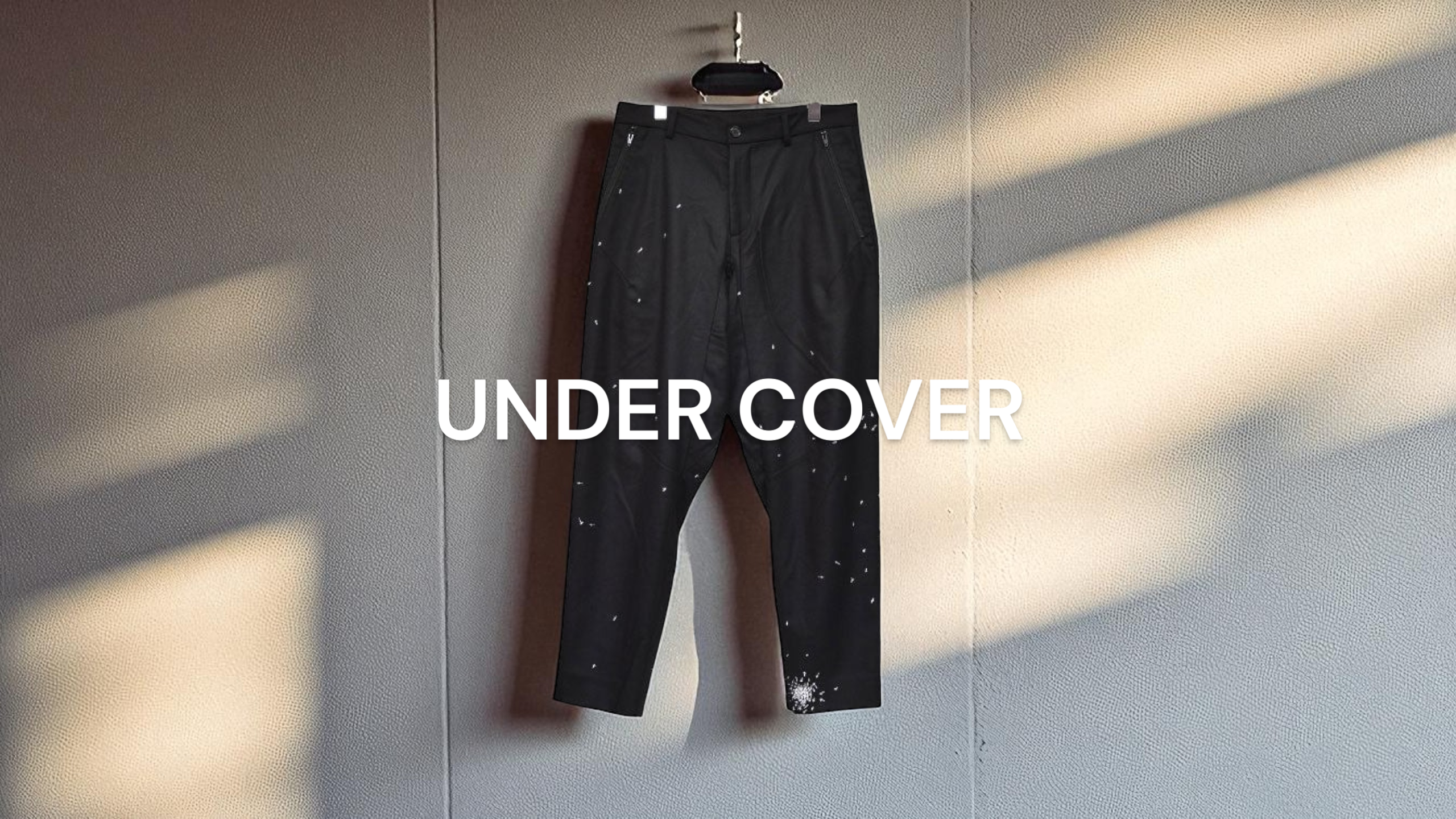 魔女期復刻】UNDERCOVER 24AW 十字 プリントウールトラウザー