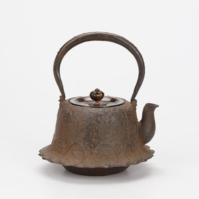 hn2996,金龍堂写 荷葉形鉄瓶 般若勘渓作 約0.7L