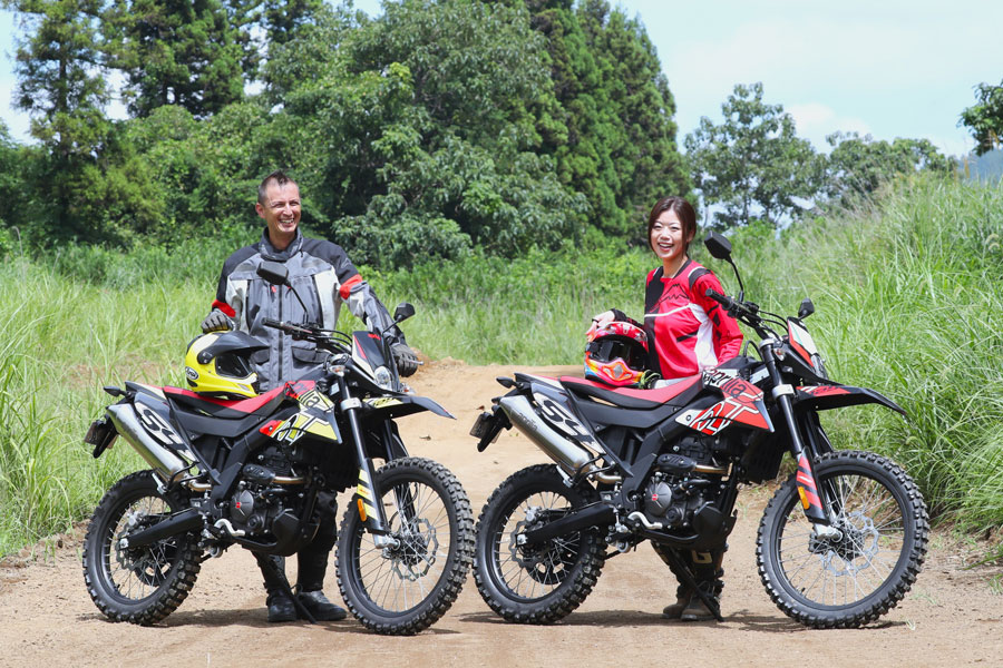 オンロード派にも着てもらいたいクシタニのオフロードウエア