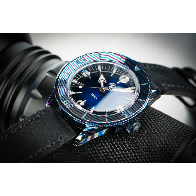 H2O GREEN OCEAN TIMASCUS / BLACK2BLUE SUNBURST DIAL