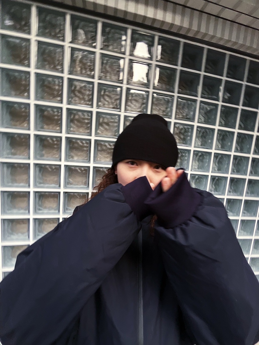 ウェイクとエスアイが手を組んだら、雨に強い軽量ダウンができました