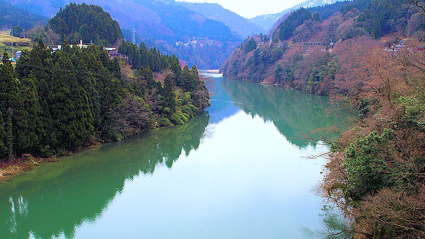 神通川第一ダム湖