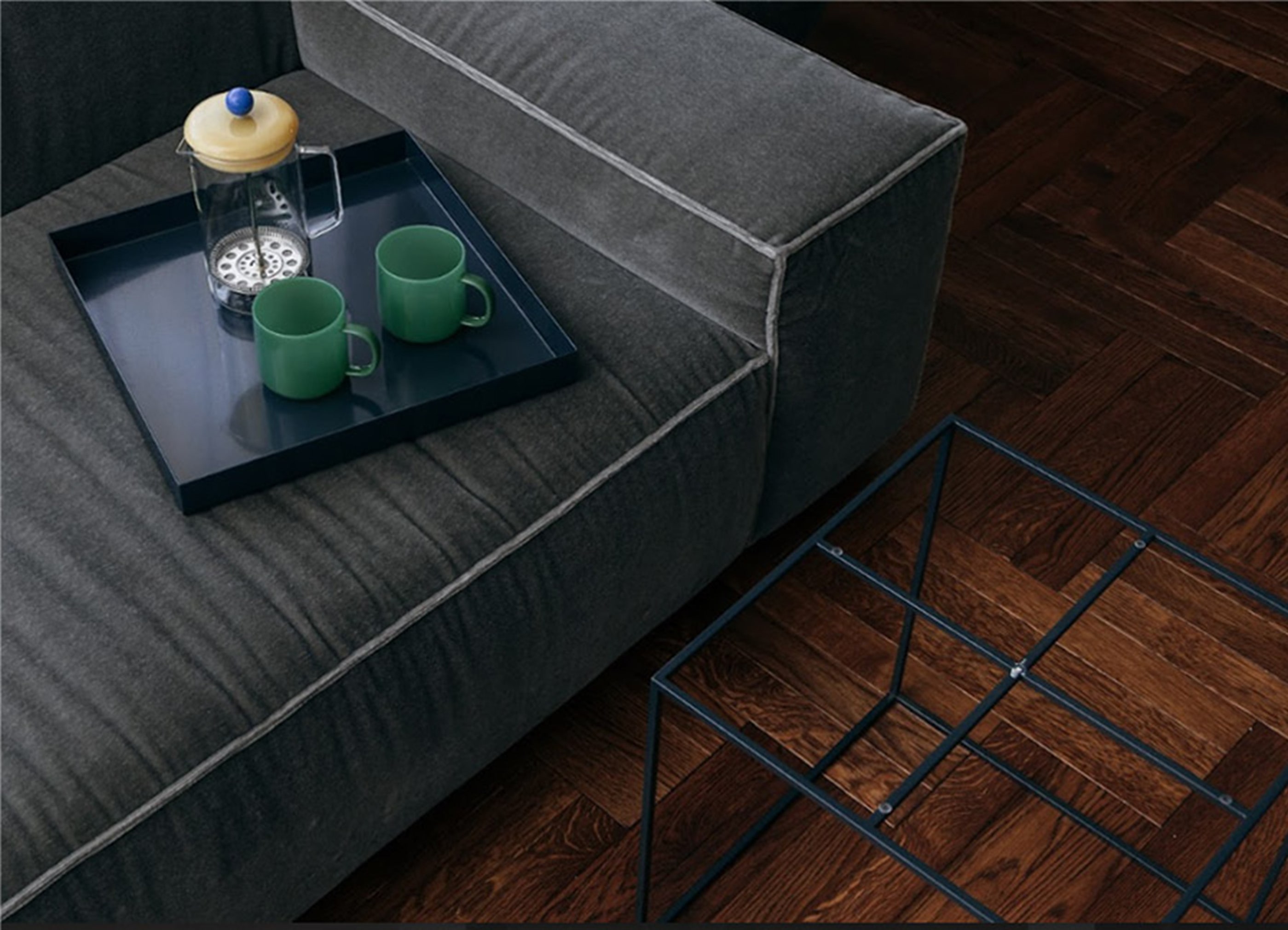 TRAY TABLE L / L40 x W60 x H54 - テーブル | 【公式】HAYオンライン