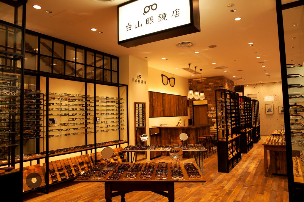 大阪茶屋町店|白山眼鏡店 – HAKUSAN MEGANE