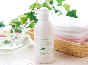 アミノ酸シャンプー「アロマのやさしさ」/ 株式会社ハーベストシーズン