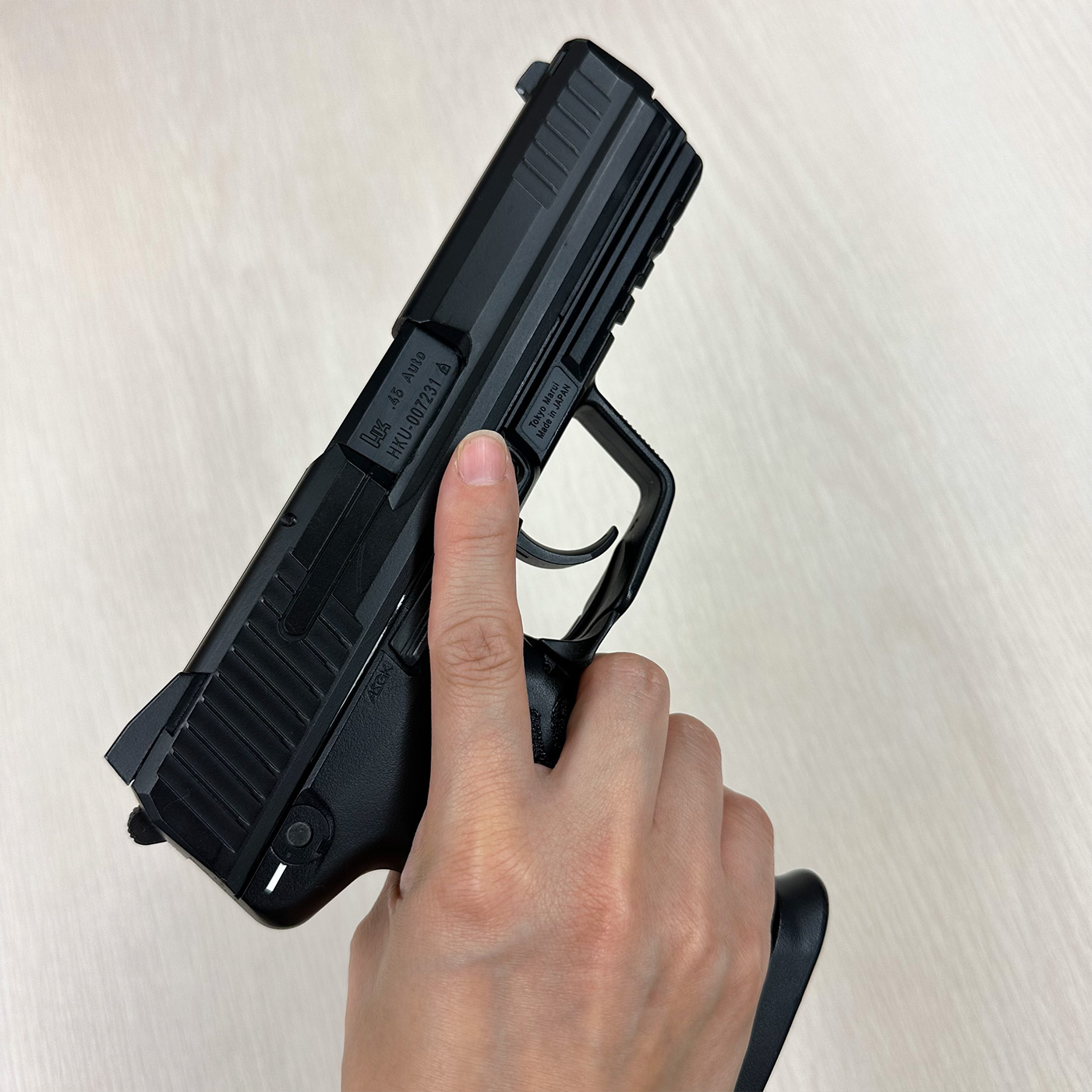 東京マルイ HK45 ガスブローバックハンドガン を触ってみた！