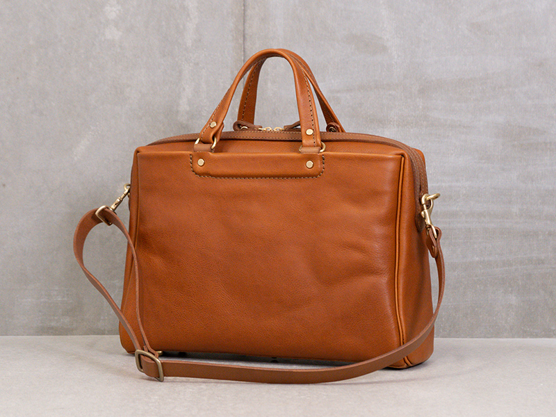 カジュアルにもおすすめの2wayビジネスバッグ / 革鞄のHERZ(ヘルツ