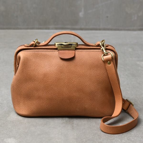 クラシックタイプのがま口2wayショルダーバッグ / 革鞄のHERZ(ヘルツ