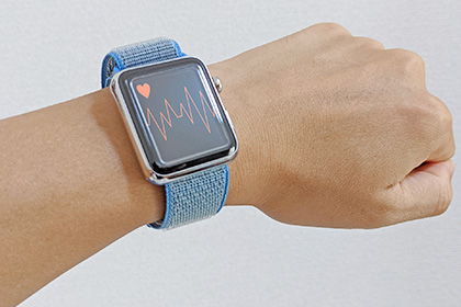 医療分野におけるウェアラブルデバイス活用 | 株式会社 日立