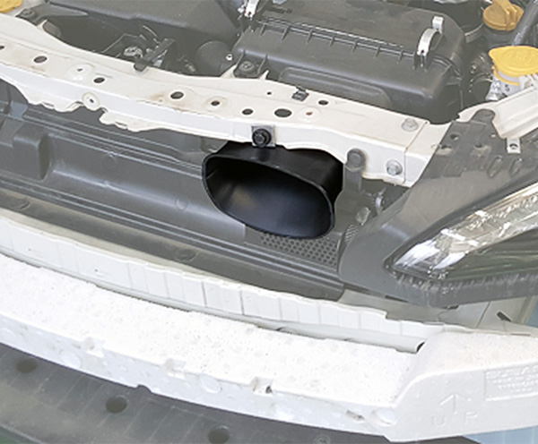 エアインテークダクト：BRZ