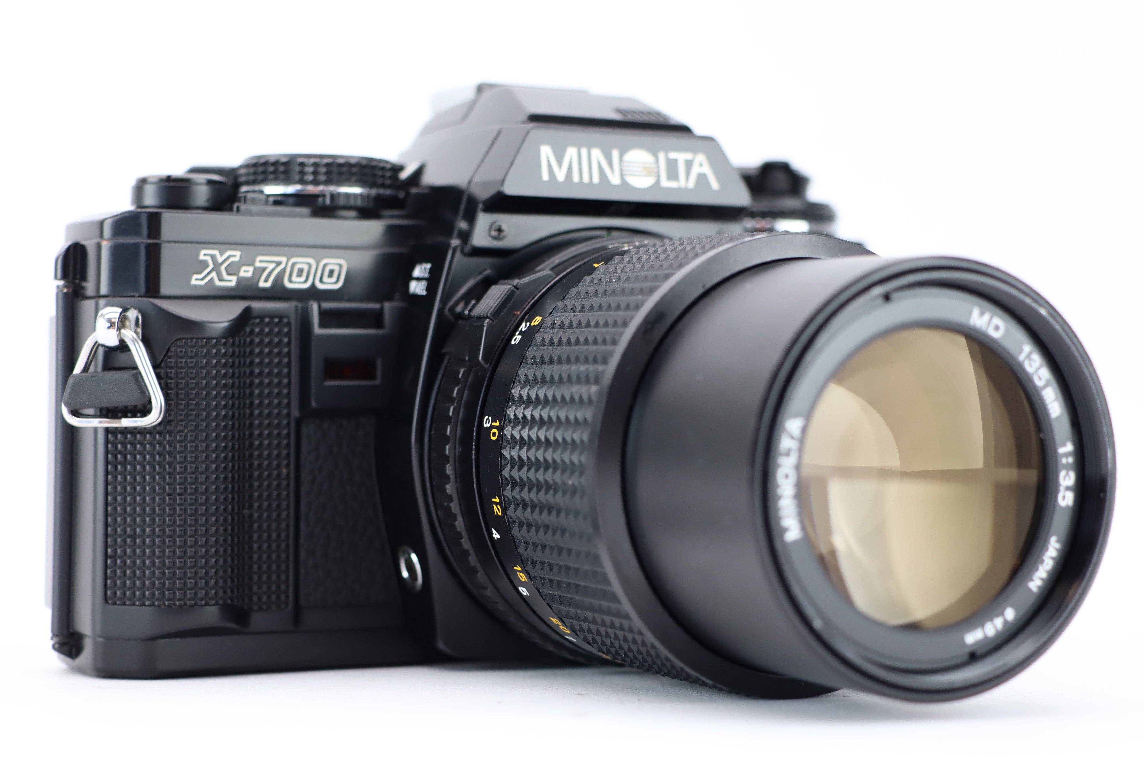 Minolta X-700 + MD 135mm 3,5 – Hard to Find Camera Store