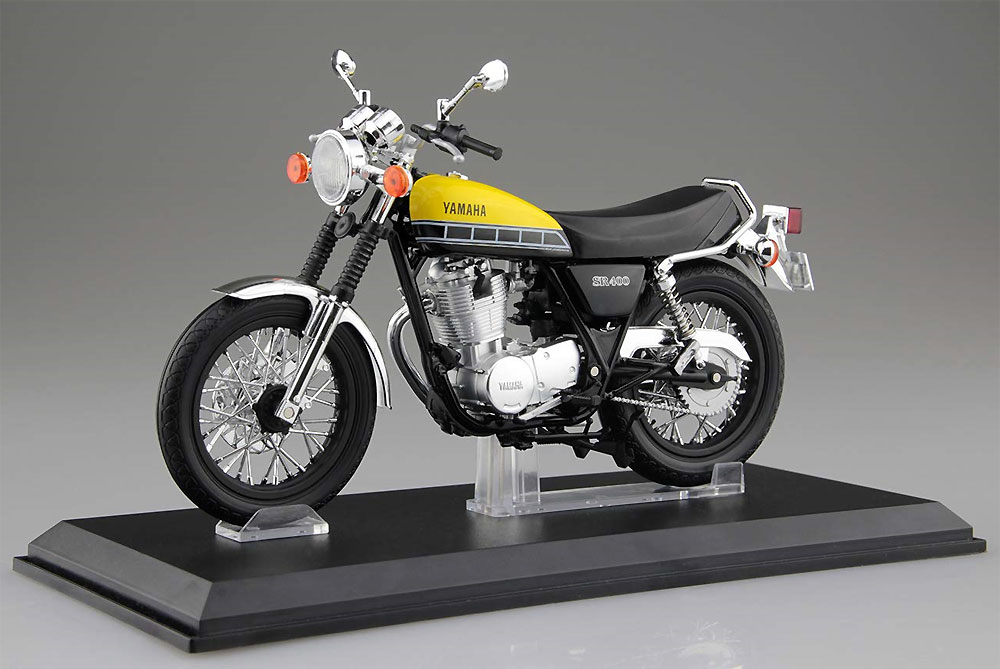 アオシマ ヤマハ SR400 ライトレディッシュイエローソリッド 1/12 完成