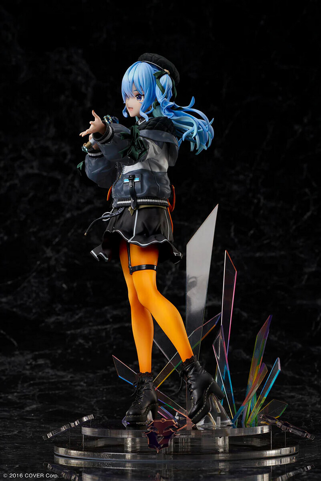 ホロライブ・星街すいせいの“等身大”フィギュアが1/7スケールでお手元