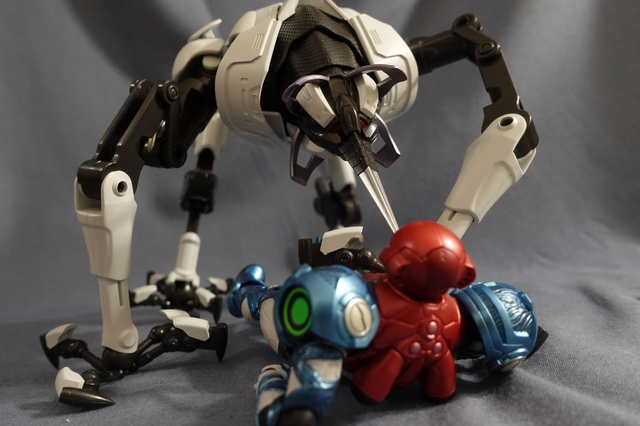 figma METROID DREAD E.M.M.I.』開封の儀―カッコよくも不気味な