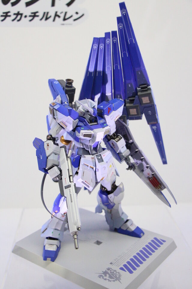 Hi-νガンダム」がMETAL BUILDに再臨！ファンネルの背負い方がνガンダム