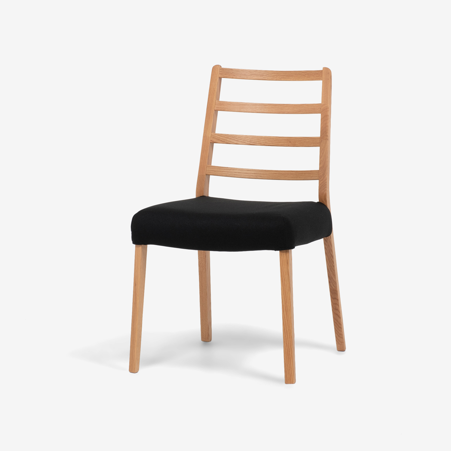 ダイニングチェア「シネマ Aタイプ」レッドオーク材 ホワイトオーク色