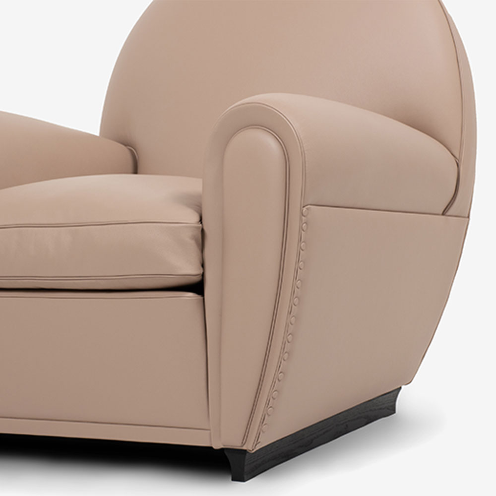 PoltronaFrau（ポルトローナ・フラウ）アームチェア「バニティフェアXC