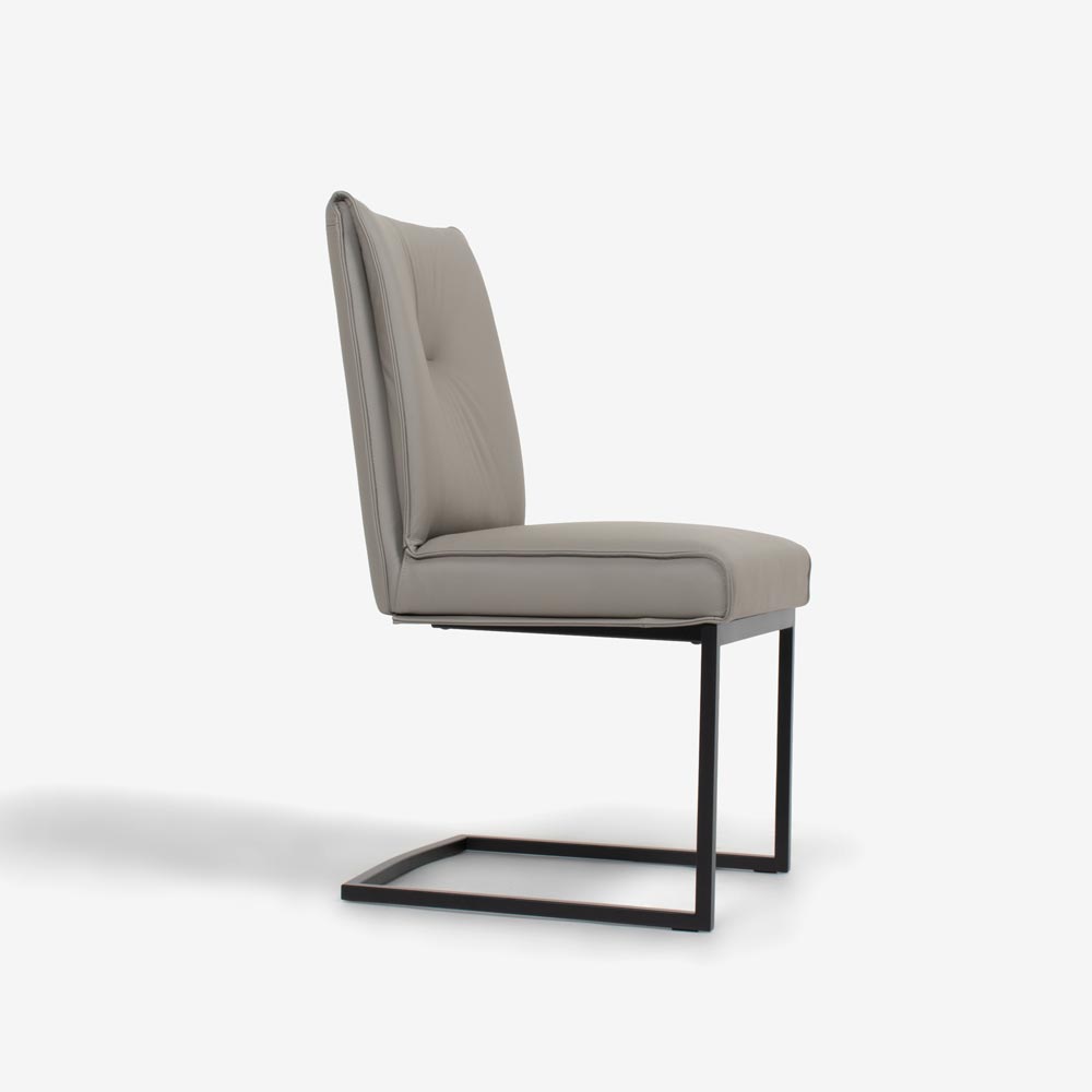 Calligaris（カリガリス）ダイニングチェア「Romy CS1906」革トープ色