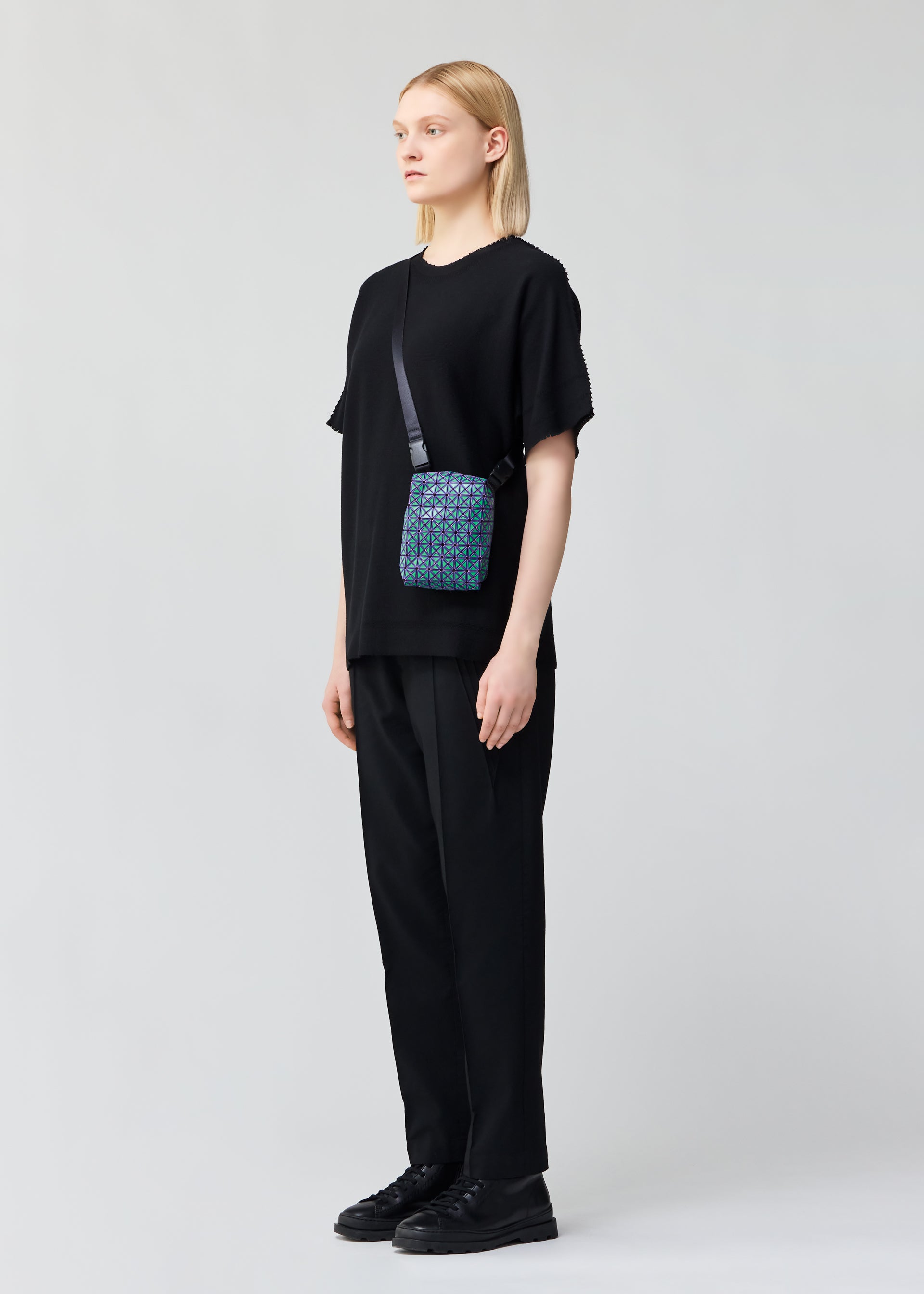 BEETLE ROUGH – isseymiyake.com
