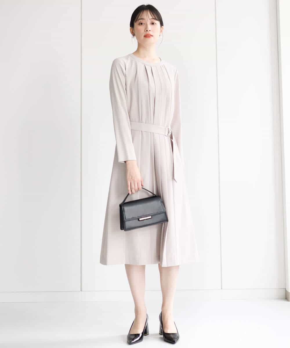 サテンジョーゼット プリーツワンピース/洗える(ワンピース) | MK