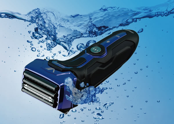 4枚刃モデル往復式シェーバー IZF-V743R【マクセルイズミ株式会社】