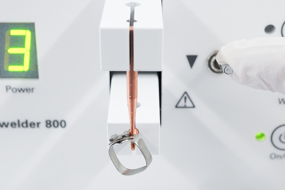 スポットウェルダー800 | 株式会社 JM Ortho