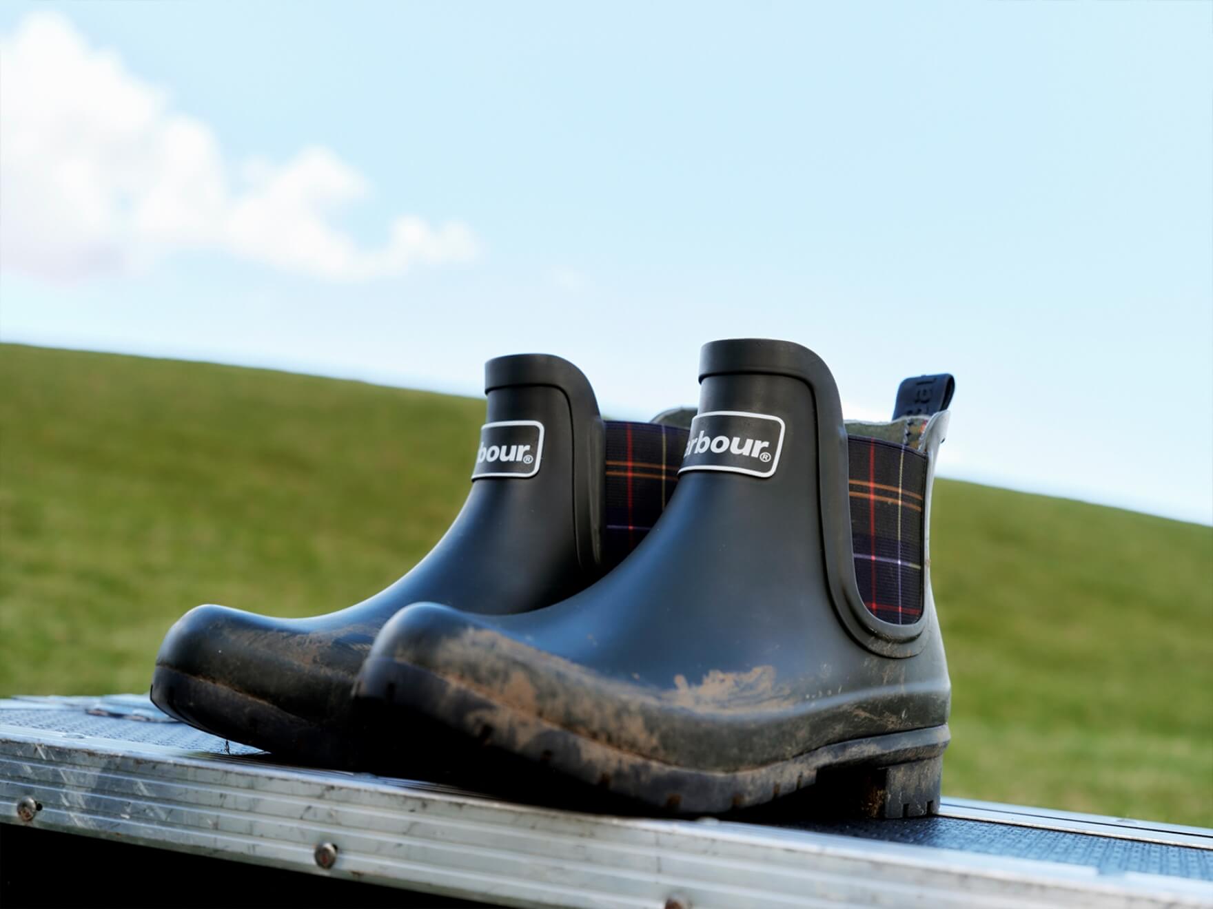 2025年春夏 レインアイテムコレクション │ Barbour（バブアー）公式サイト