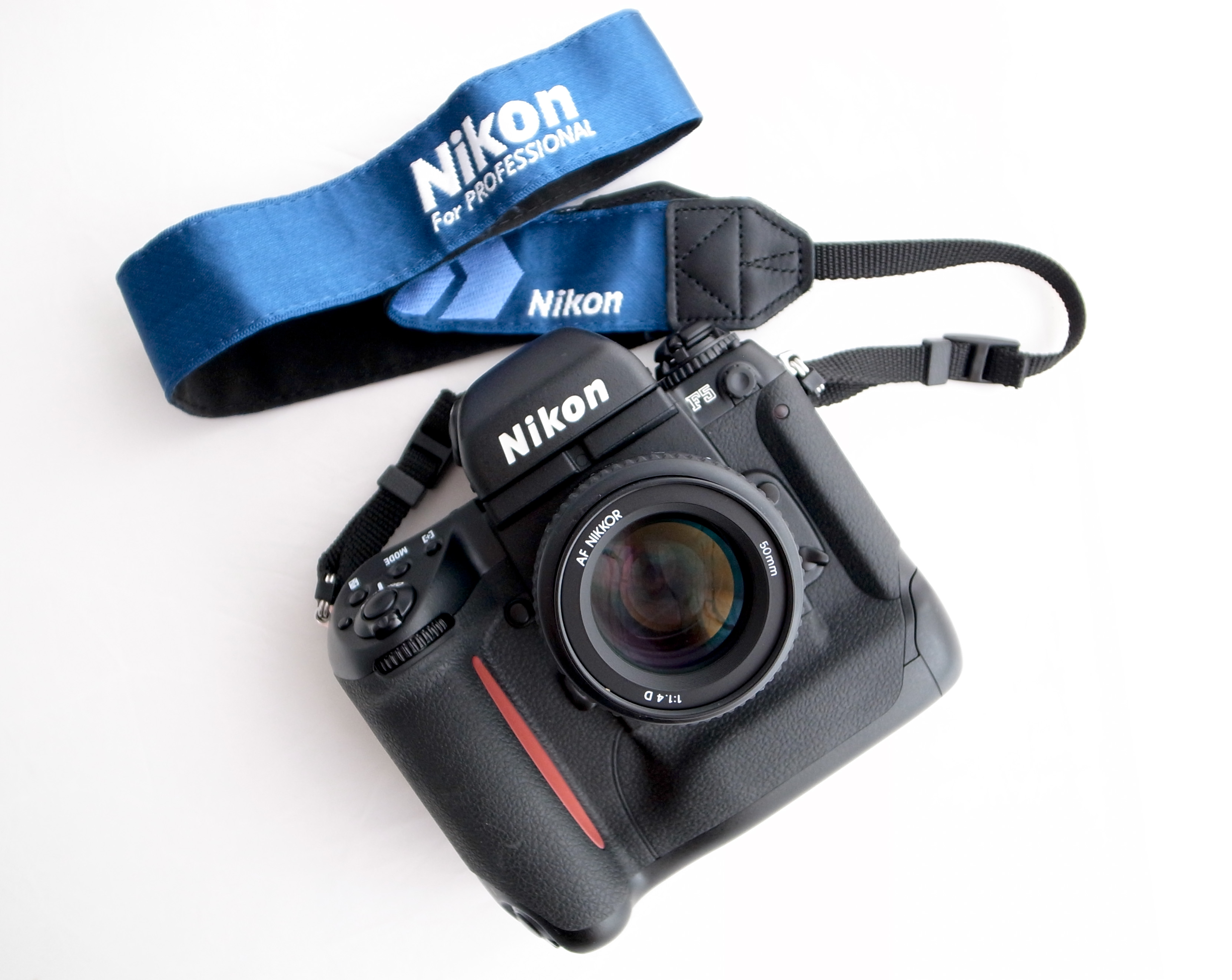 The wonderful Nikon F5 - Japan Camera Hunter