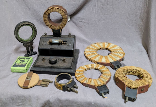 鉱石受信機展示室