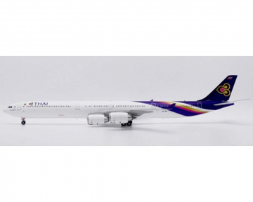 www.JetCollector.com: China Eastern A340-600 B-6052 1:200 Scale JC